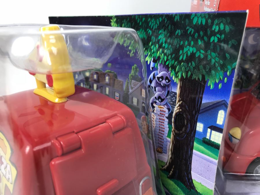 (4) The Chevron Cars Payton Pizza New Old Stock  [Photo 3]