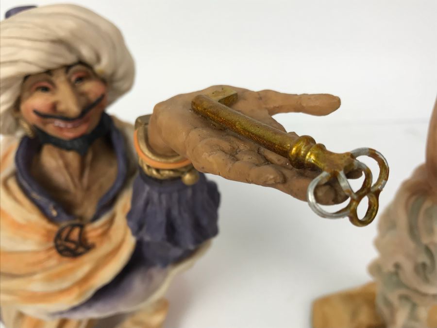 Collection Of (4) Lilliput Lane Land Of Legend Figurines [Photo 15]