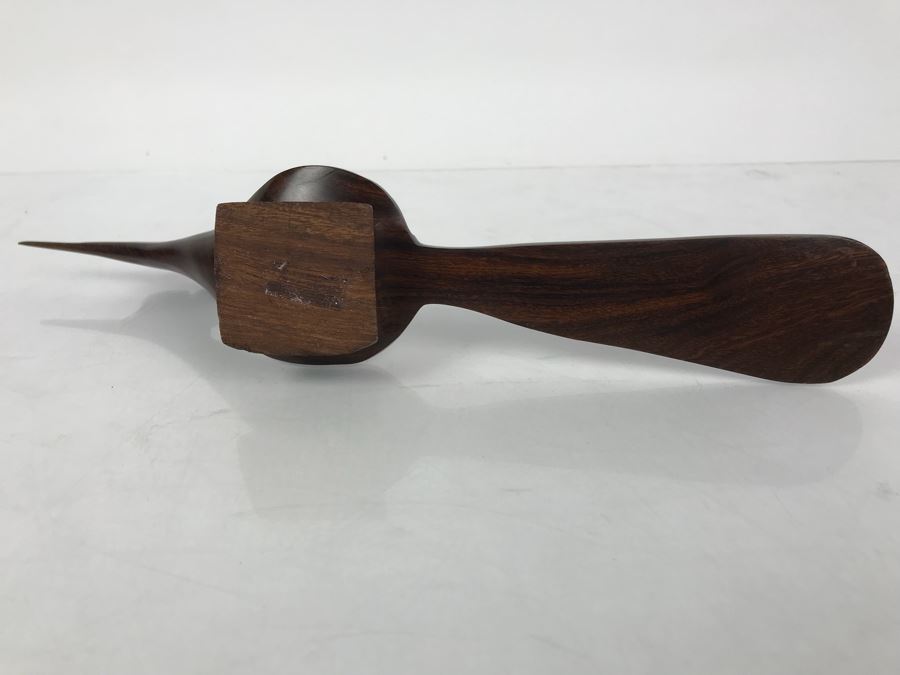 Carved Ironwood Roadrunner Bird [Photo 4]