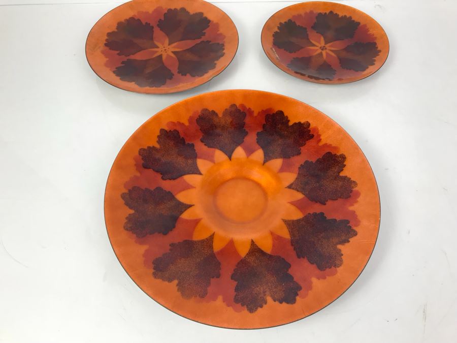 JUST ADDED - (3) Annemarie Davidson Handcrafted Mid-Century Enamel Plates [Photo 2]
