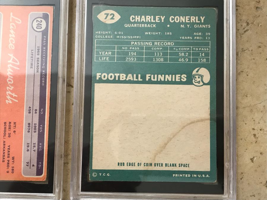 (3) Vintage Graded Football Cards: San Diego Chargers John Unitas, San Diego Chargers Lance Alworth And New York Giants Charley Conerly [Photo 13]