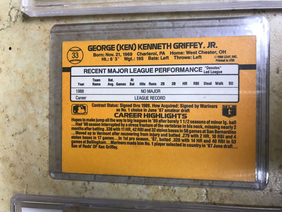 Ken Griffey Jr. Rookie Baseball Card, Graded 9 Basecards Of: Eddie Murray, Wade Boggs And Wilkin Ruan [Photo 13]