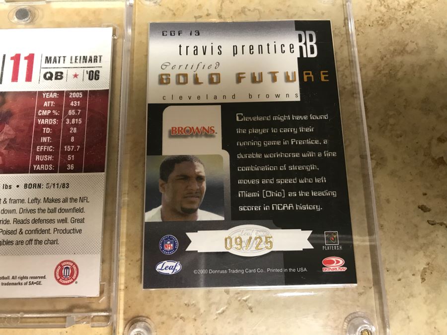 Pair Of Graded 9.5 Limited Edition Football Cards James Jackson, Matt Leinart Rookie Card And Travis Prentice Rookie Card [Photo 9]