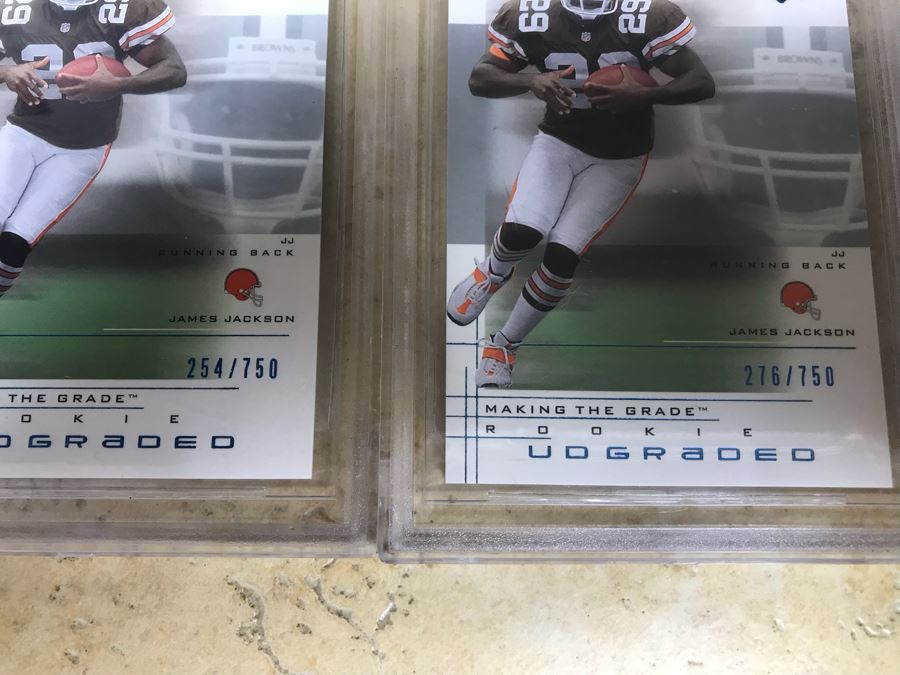 Pair Of Graded 9.5 Limited Edition Football Cards James Jackson, Matt Leinart Rookie Card And Travis Prentice Rookie Card [Photo 7]