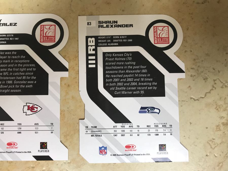 (2) Rookie Football Cards: Lamont Brightful And Lamont Thompson And (2) Limited Edition Cards Tony Gonzalez And Shaun Alexander [Photo 7]