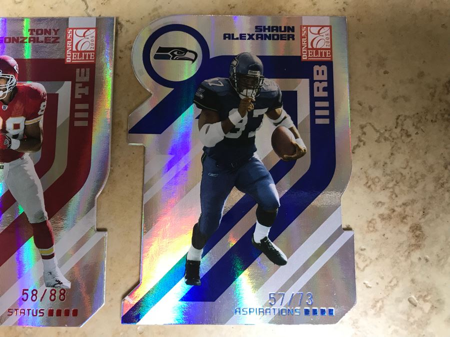 (2) Rookie Football Cards: Lamont Brightful And Lamont Thompson And (2) Limited Edition Cards Tony Gonzalez And Shaun Alexander [Photo 5]