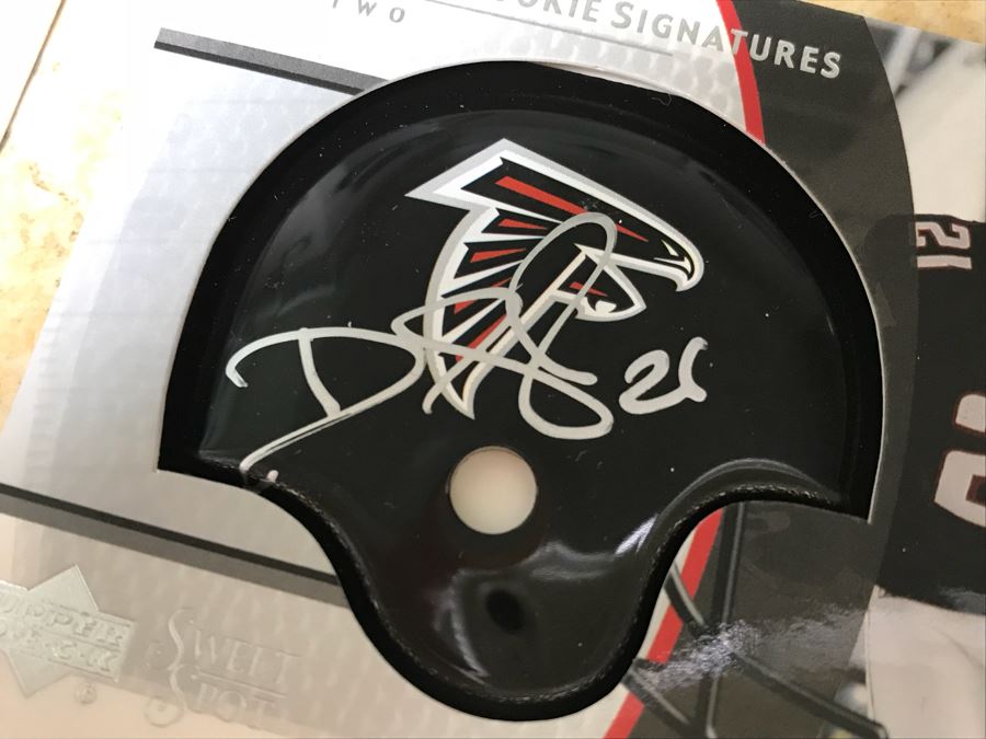 Pair Of Signed Football Cards DeAngelo Hall 2004 SAGE Virginia Tech And 2004 Upper Deck Limited Edition [Photo 3]