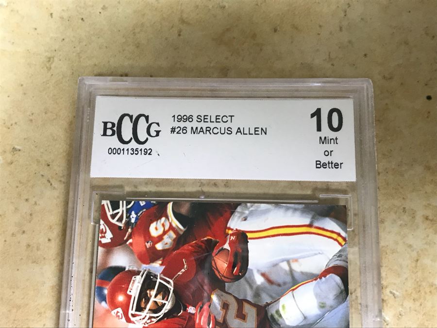 1996 Select Graded 10 Football Card Marcus Allen [Photo 2]