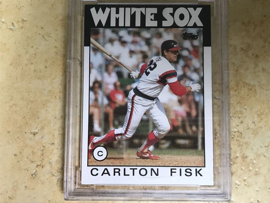 1986 Topps Graded 10 Baseball Card Carlton Fisk [Photo 2]