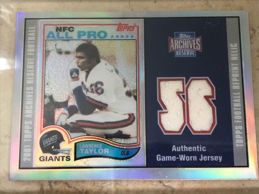 2001 Topps Game-Worn Jersey Football Card Lawrence Taylor