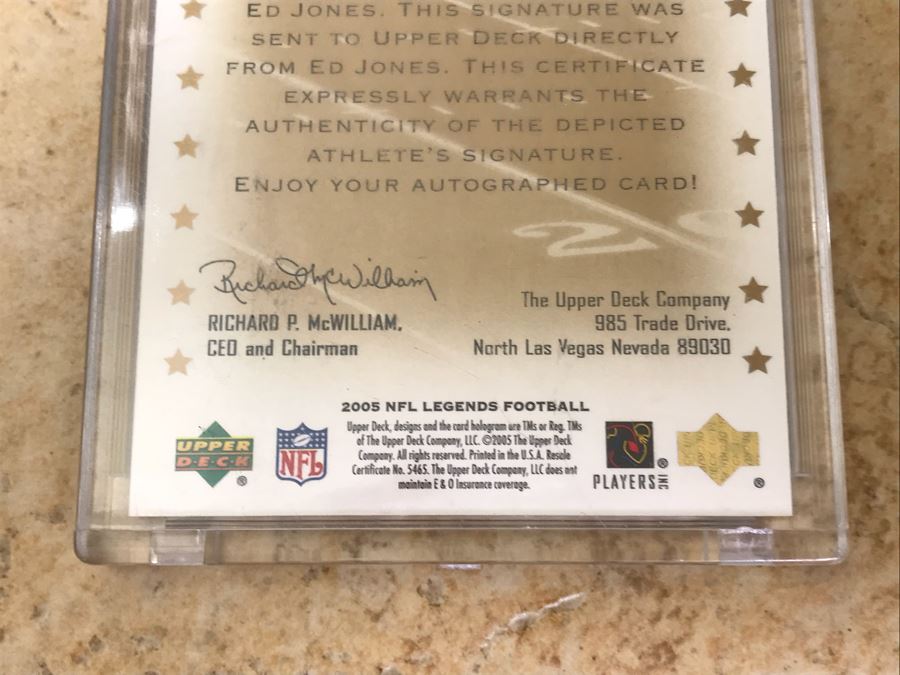 2005 Upper Deck Signed Ed 'Too Tall' Jones Football Card [Photo 4]