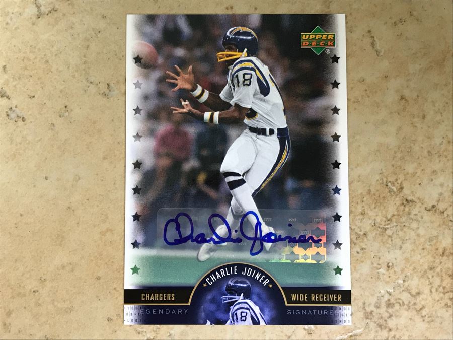 2005 Upper Deck Signed Football Card Charlie Joiner [Photo 2]