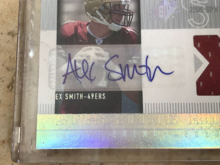 2005 Upper Deck Signed Football Card With Event Worn Jersey Alex Smith Limited Edition [Photo 2]