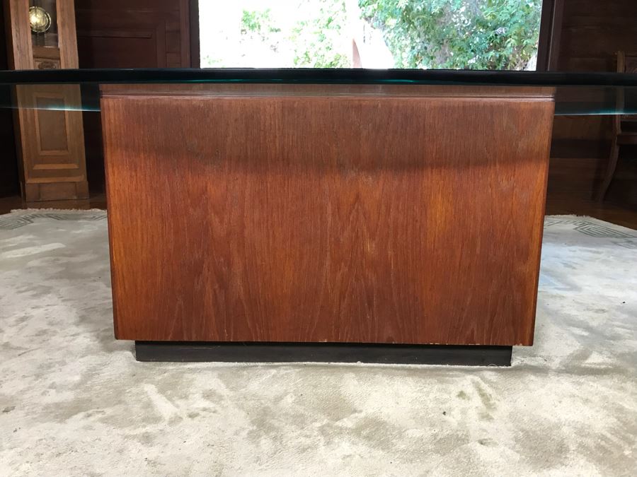 Wooden Coffee Table Base With Oval 3/4' Glass Top 28'W X 18'D X 18'H  [Photo 3]