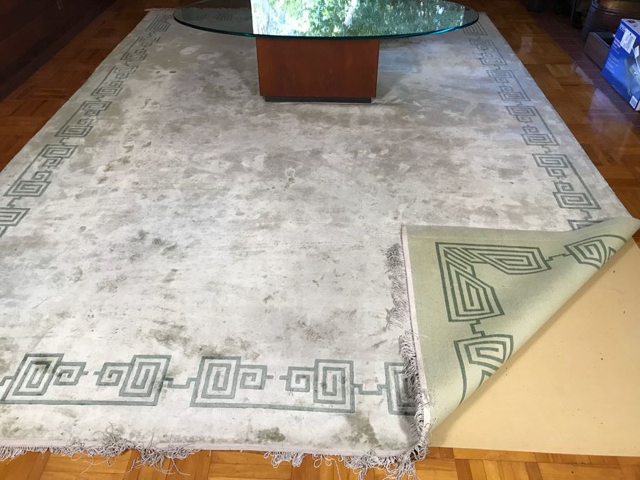 Large Silk Asian Geometric Pattern Light Green Area Rug 13' 8' X 9' 11' [Photo 5]