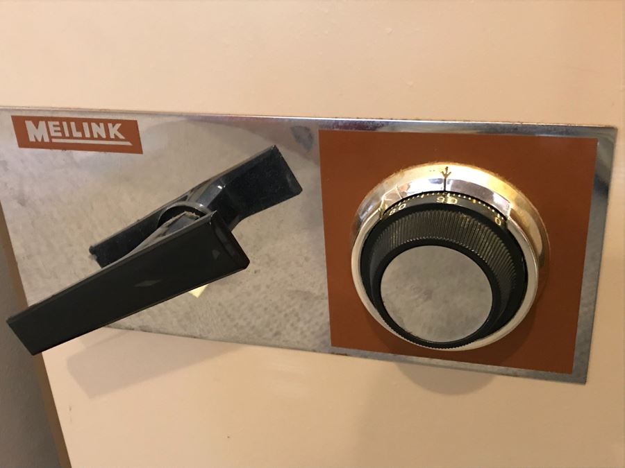 Vintage Meilink Safe With Working Combination [Photo 5]