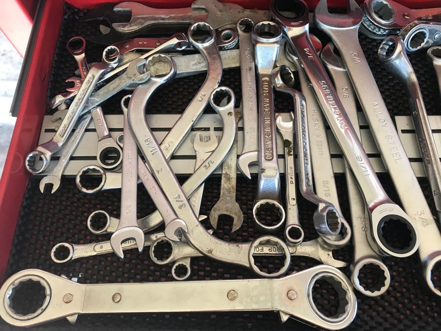 Pair Of Rolling Task Force Tool Boxes On Casters Filled With Tools Plus Upper Tool Box Filled With Tools - See Photos For Tools [Photo 6]