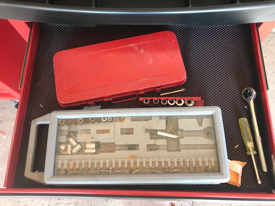 Pair Of Rolling Task Force Tool Boxes On Casters Filled With Tools Plus Upper Tool Box Filled With Tools - See Photos For Tools [Photo 22]