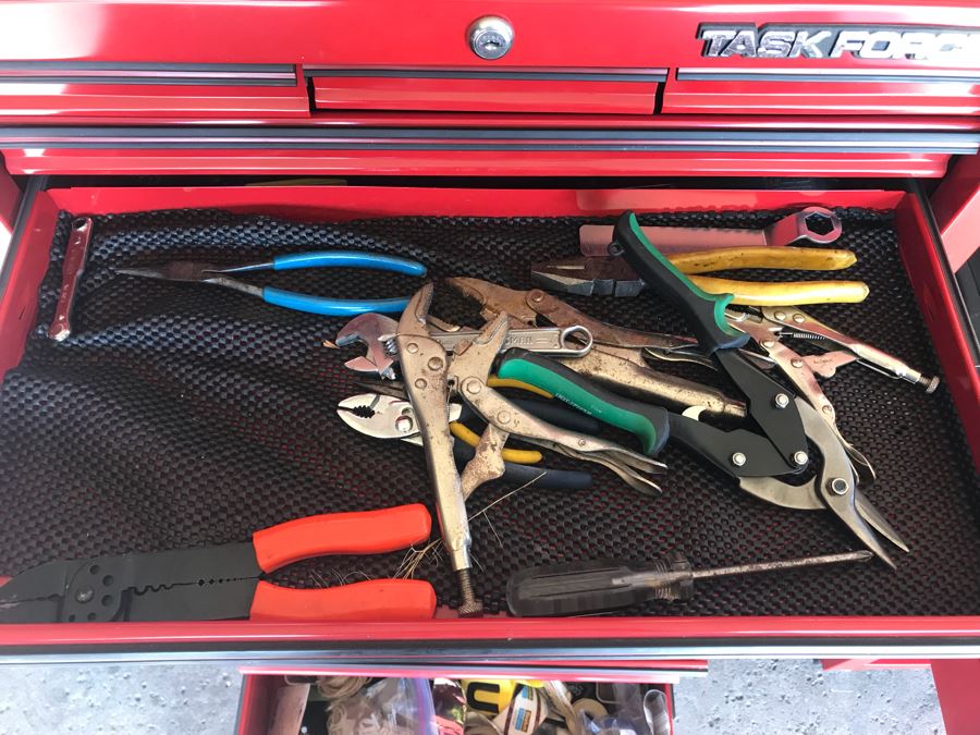 Pair Of Rolling Task Force Tool Boxes On Casters Filled With Tools Plus Upper Tool Box Filled With Tools - See Photos For Tools [Photo 9]