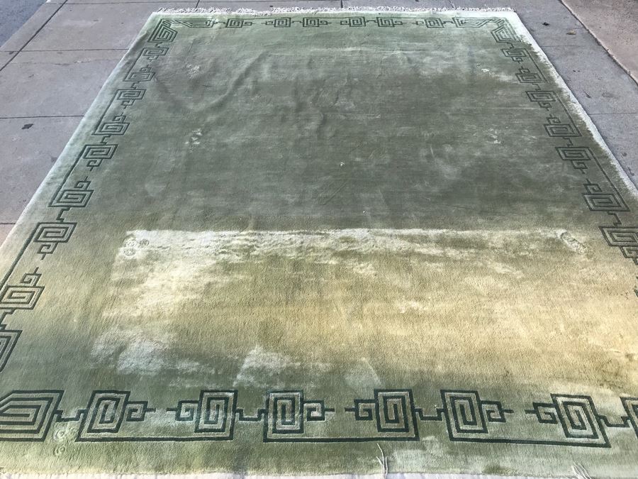 Silk Asian Geometric Pattern Light Green Area Rug 10'  X 7' 11' [Photo 3]
