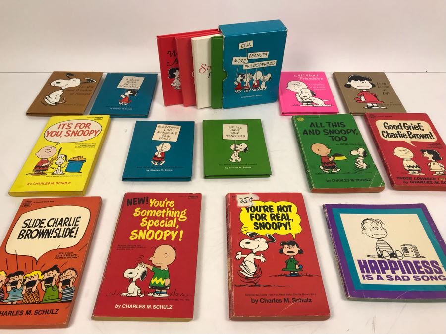 JUST ADDED - Vintage Peanuts Snoopy Charlie Brown Books