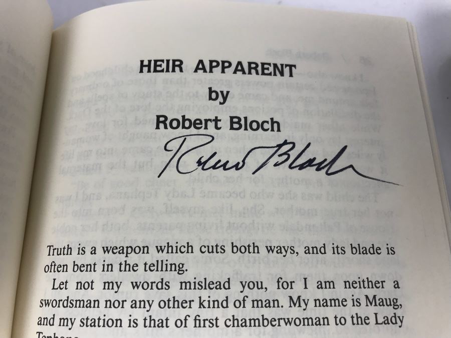 JUST ADDED - Pair Of Signed Books Tales Of The Witch World Created By Andre Norton - Signed By Andre Norton, Robert Bloch, A.C. Crispin, Mercedes Lackey, Sasha Miller And More - See Photos [Photo 6]