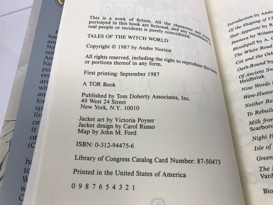 JUST ADDED - Pair Of Signed Books Tales Of The Witch World Created By Andre Norton - Signed By Andre Norton, Robert Bloch, A.C. Crispin, Mercedes Lackey, Sasha Miller And More - See Photos [Photo 4]