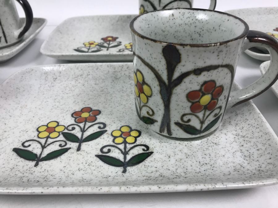 Set Of (5) Vintage Stoneware Luncheon Plate Sets With Coffee Cups And (2) Extra Plates [Photo 4]