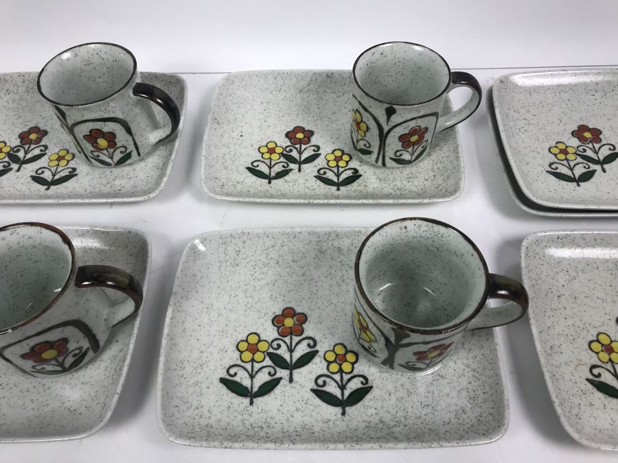 Set Of (5) Vintage Stoneware Luncheon Plate Sets With Coffee Cups And (2) Extra Plates [Photo 3]
