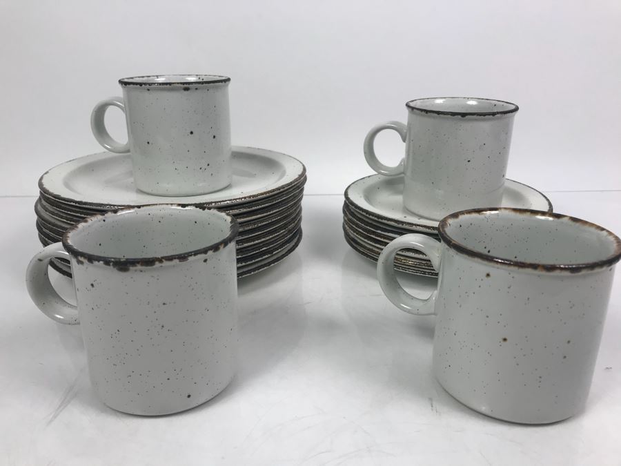 Stonehenge Stoneware Midwinter Pattern Wedgwood China Plates And Coffee Cups [Photo 2]