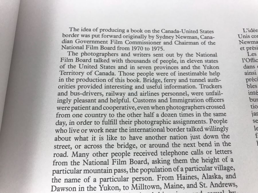 First Edition Coffee Table Book 1976 Between Friends / Entre Amis McClelland And Steward Limited [Photo 5]