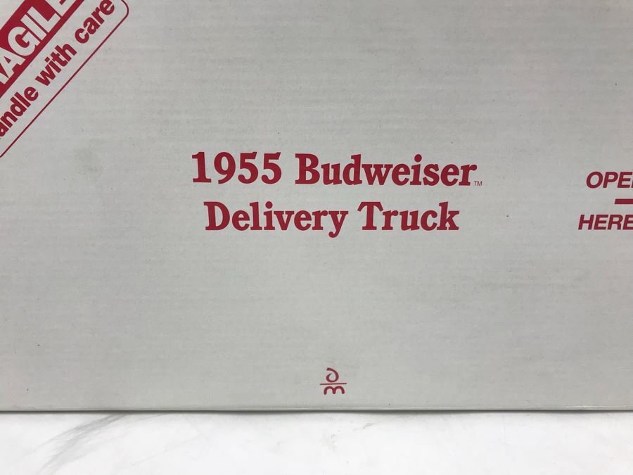 Danbury Mint 1955 Budweiser Delivery Truck New Old Stock [Photo 2]
