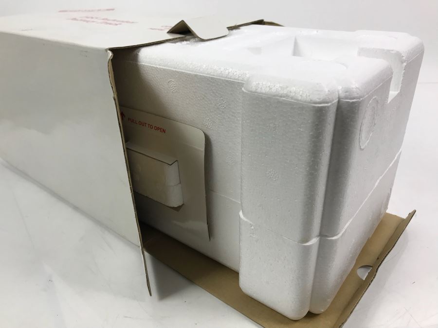 Danbury Mint 1955 Budweiser Delivery Truck New Old Stock [Photo 5]