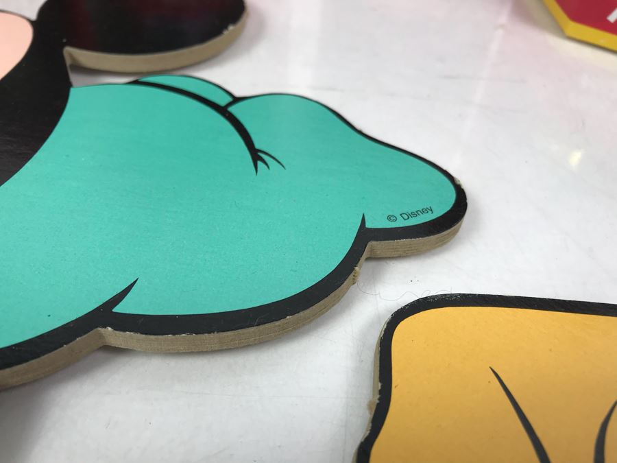 (5) Disney's Mickey Mouse Energizer Advertising Christmas Ornaments And Mickey Mouse And Donald Duck Wall Artwork [Photo 5]