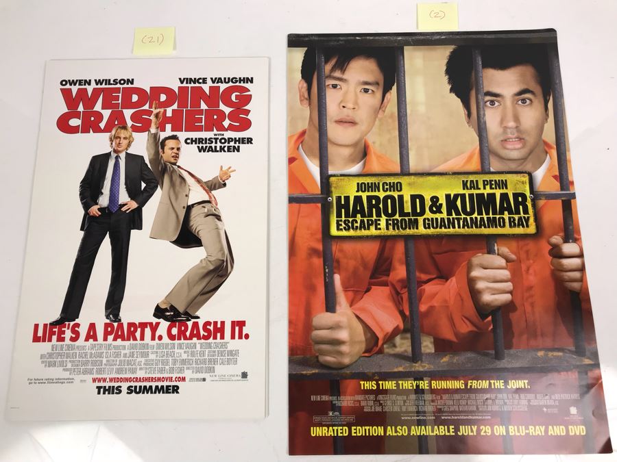 (21) Copies Of Wedding Crashers And (2) Copies Of Harold & Kumar Movie Promotional Posters Comic Con [Photo 1]