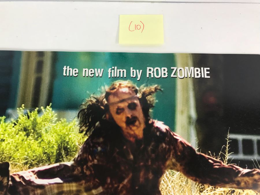 (10) Copies Of Rob Zombie's The Devil's Rejects And (8) Copies Of The Frighteners Movie Promotional Posters Comic Con [Photo 4]