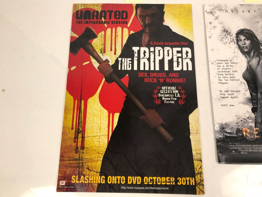 (8) Copies Of David Arquette Film The Tripper And (26) Copies Of The Reaping Hilary Swank Movie Promotional Posters Comic Con [Photo 2]
