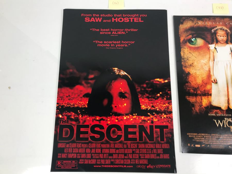 (16) Copies Of The Descent And (37) Copies Of The Wicker Man Movie Promotional Posters Comic Con [Photo 2]
