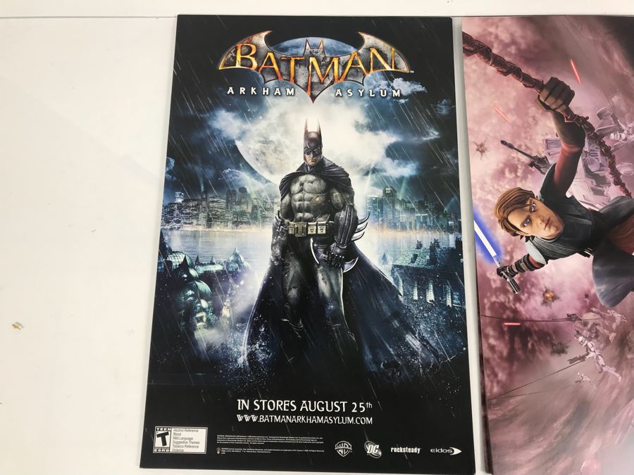 (20) Copies Of Batman Arkham Asylum Video Game Poster And (16) Copies Of STAR WARS The Clone Wars (Double-Sided) Movie Promotional Posters Comic Con [Photo 3]