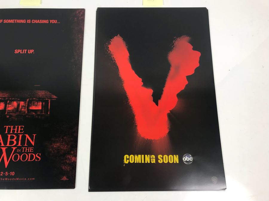 (3) Copies Of The Cabin In The Woods And (13) Copies Of ABC TV Series V Movie Promotional Posters Comic Con [Photo 5]