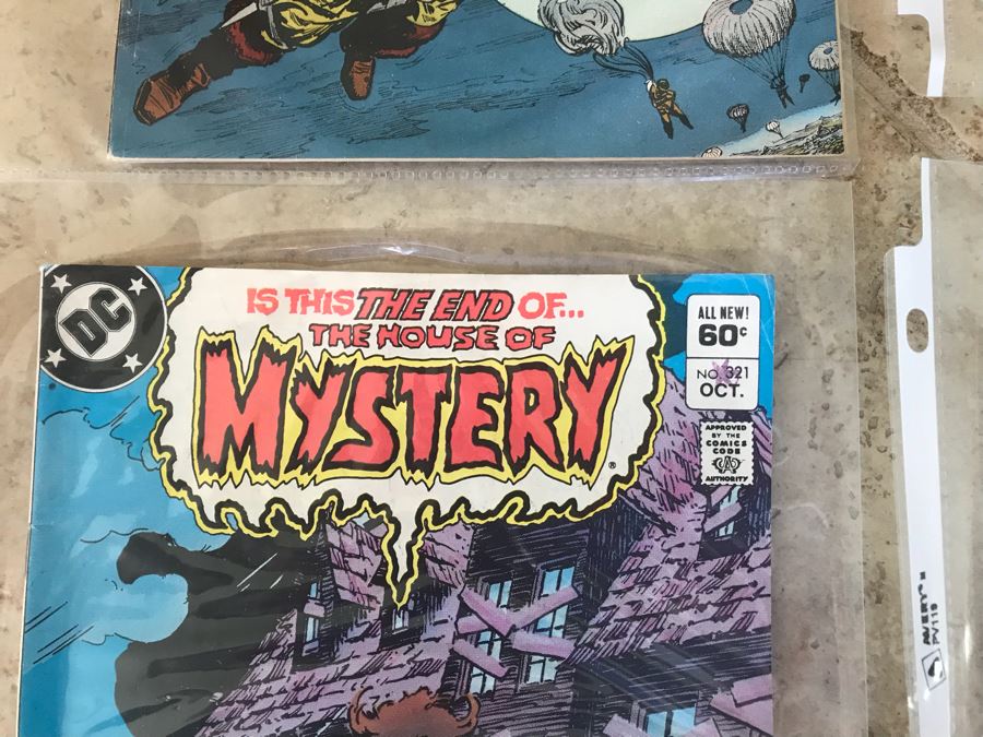 (12) Vintage Comic Books DC Comics: The Witching Hour, I...Vampire, Tales Of The Unexpected, Weird War, The House Of Mystery [Photo 21]