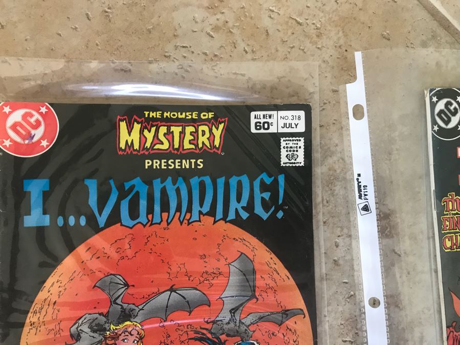 (12) Vintage Comic Books DC Comics: The Witching Hour, I...Vampire, Tales Of The Unexpected, Weird War, The House Of Mystery [Photo 7]