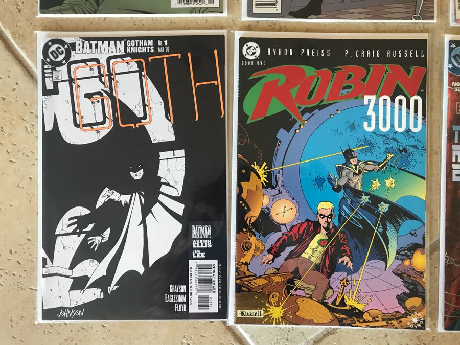 (10) Vintage DC Comics Batman And Robin Comic Books [Photo 5]