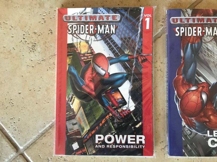 (3) Vintage Ultimate Spider-Man Trade Paper Back Comic Books Issues #1, #2, #21 [Photo 2]
