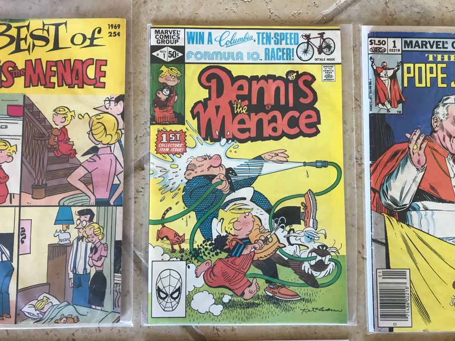 (8) Vintage Comic Books Including First Issues: Superman, Dennis The Menace, The Life Of Pope John Paul II, Teenage Mutant Ninja Turtles The Movie [Photo 4]