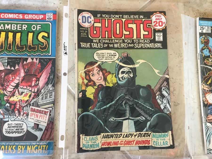 (8) Marvel DC Comic Books: Chamber Of Chills, Ghosts, Master Of Kung Fu, Astonishing Tales Featuring Deathlok, Daredevil, Marvel Premiere Dr. Strange, The Man-Thing, Dell Ghost Stories [Photo 4]