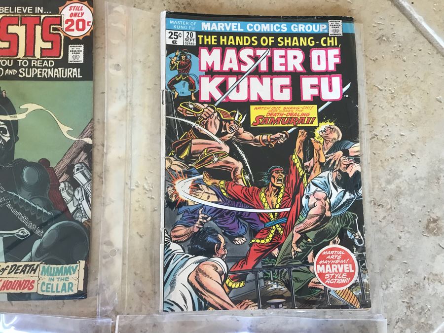 (8) Marvel DC Comic Books: Chamber Of Chills, Ghosts, Master Of Kung Fu, Astonishing Tales Featuring Deathlok, Daredevil, Marvel Premiere Dr. Strange, The Man-Thing, Dell Ghost Stories [Photo 5]