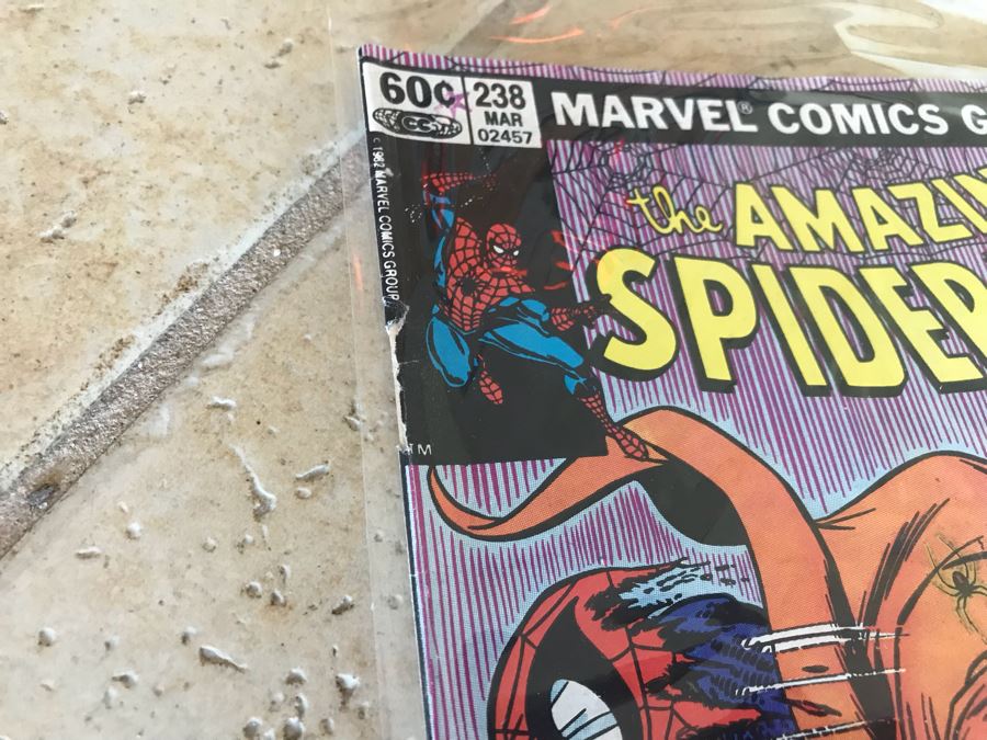(8) Vintage Comic Books Featuring Marvel The Amazing Spider-Man #238, #258, #203, #186, Dazzler #1 [Photo 10]