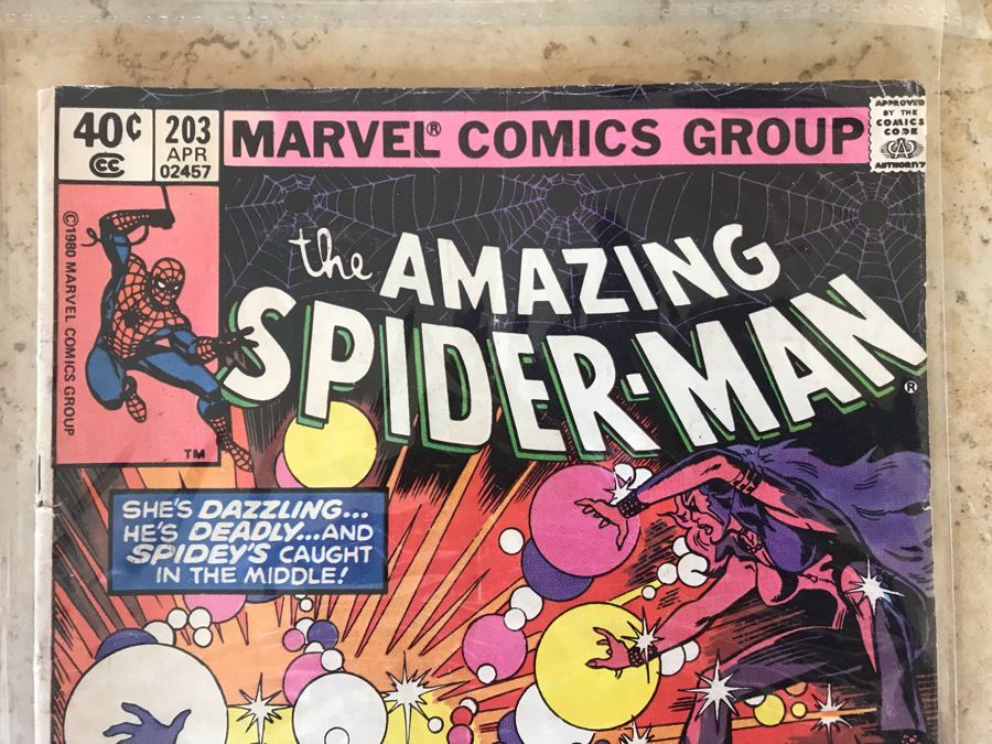 (8) Vintage Comic Books Featuring Marvel The Amazing Spider-Man #238, #258, #203, #186, Dazzler #1 [Photo 12]