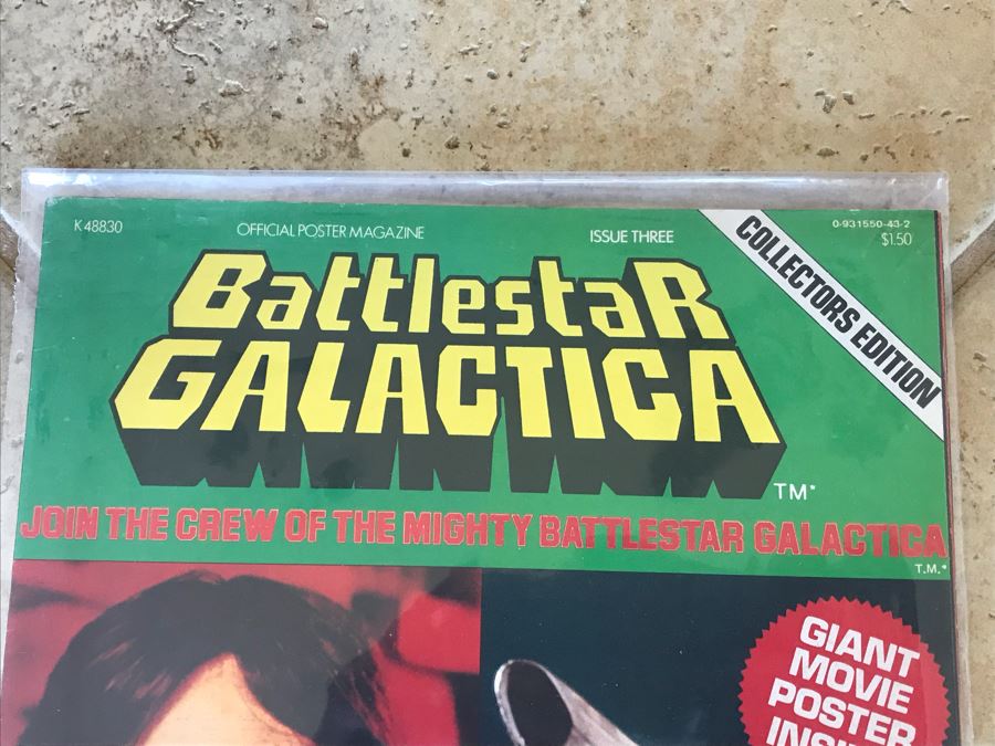 Pair Of Vintage Battlestar Galactica Collector's Edition Official Movie Poster Magazine And MARVEL Captain Britain #3, #4 [Photo 3]